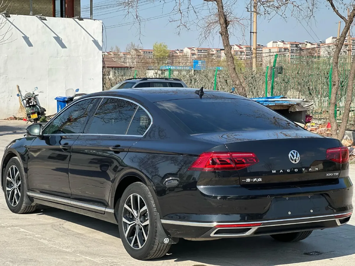 2020 Volkswagen Magotan 2.0T 186HP L4 7DCT,autocango,china used car exporter,china ev exporter,chinese used car exporter,chinese used ev exporter