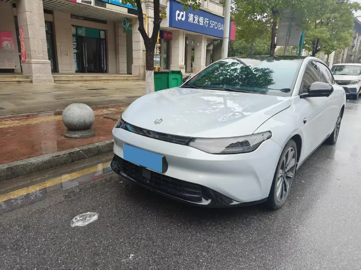 2023 Leapmotor C01 BEV 62.8KWH,autocango,china used car exporter,china ev exporter,chinese used car exporter,chinese used ev exporter