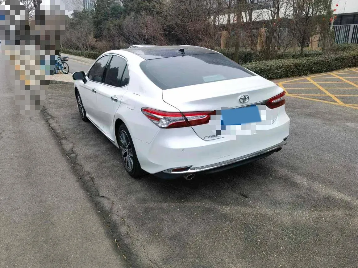 2023 Toyota Camry 2.5L 207HP L4 8AT,autocango,china used car exporter,china ev exporter,chinese used car exporter,chinese used ev exporter