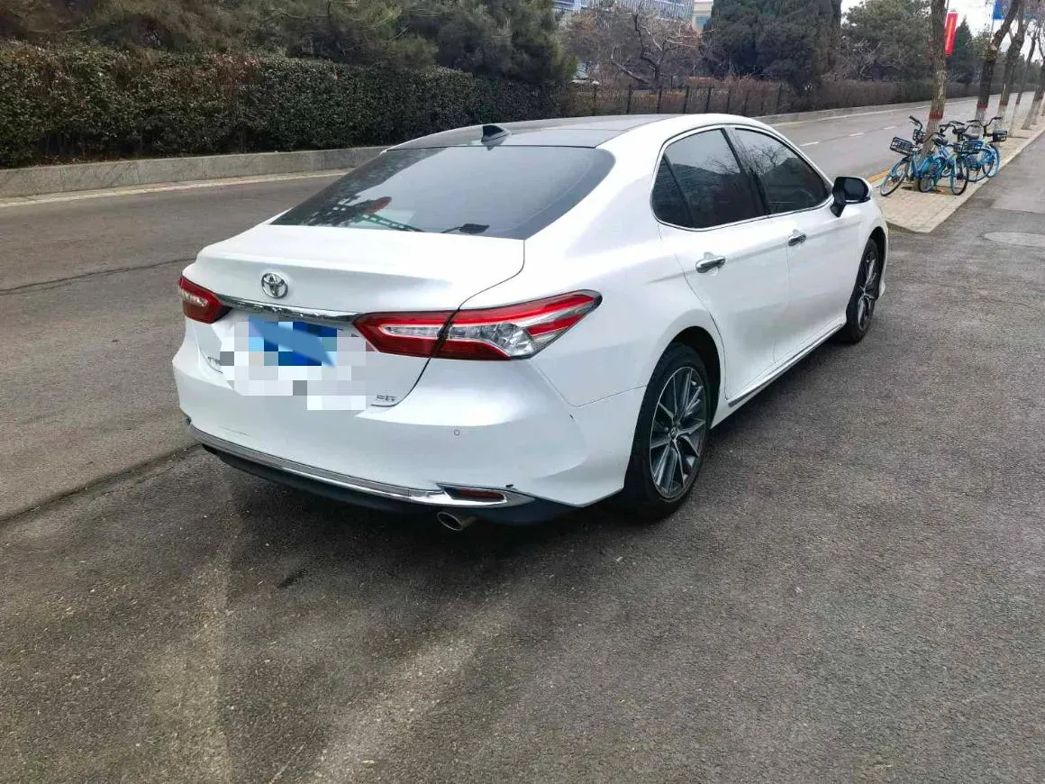 2023 Toyota Camry 2.5L 207HP L4 8AT,autocango,china used car exporter,china ev exporter,chinese used car exporter,chinese used ev exporter
