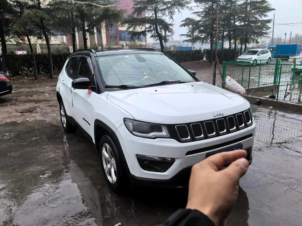 2019 Jeep Compass 1.3T 173HP L4 7DCT,autocango,china used car exporter,china ev exporter,chinese used car exporter,chinese used ev exporter