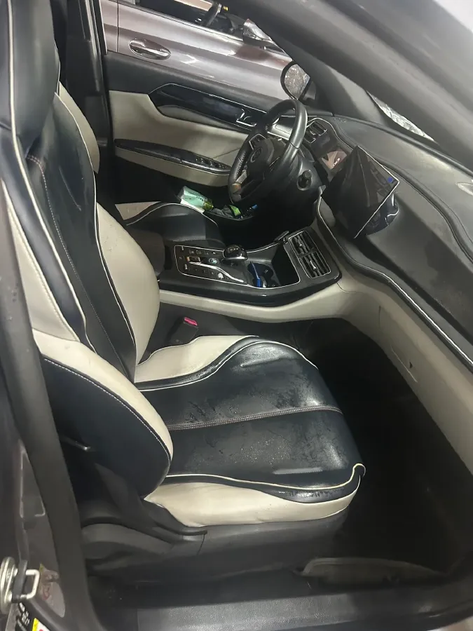 2021 Haval F7 1.5T 169HP L4 7DCT,autocango,china used car exporter,china ev exporter,chinese used car exporter,chinese used ev exporter