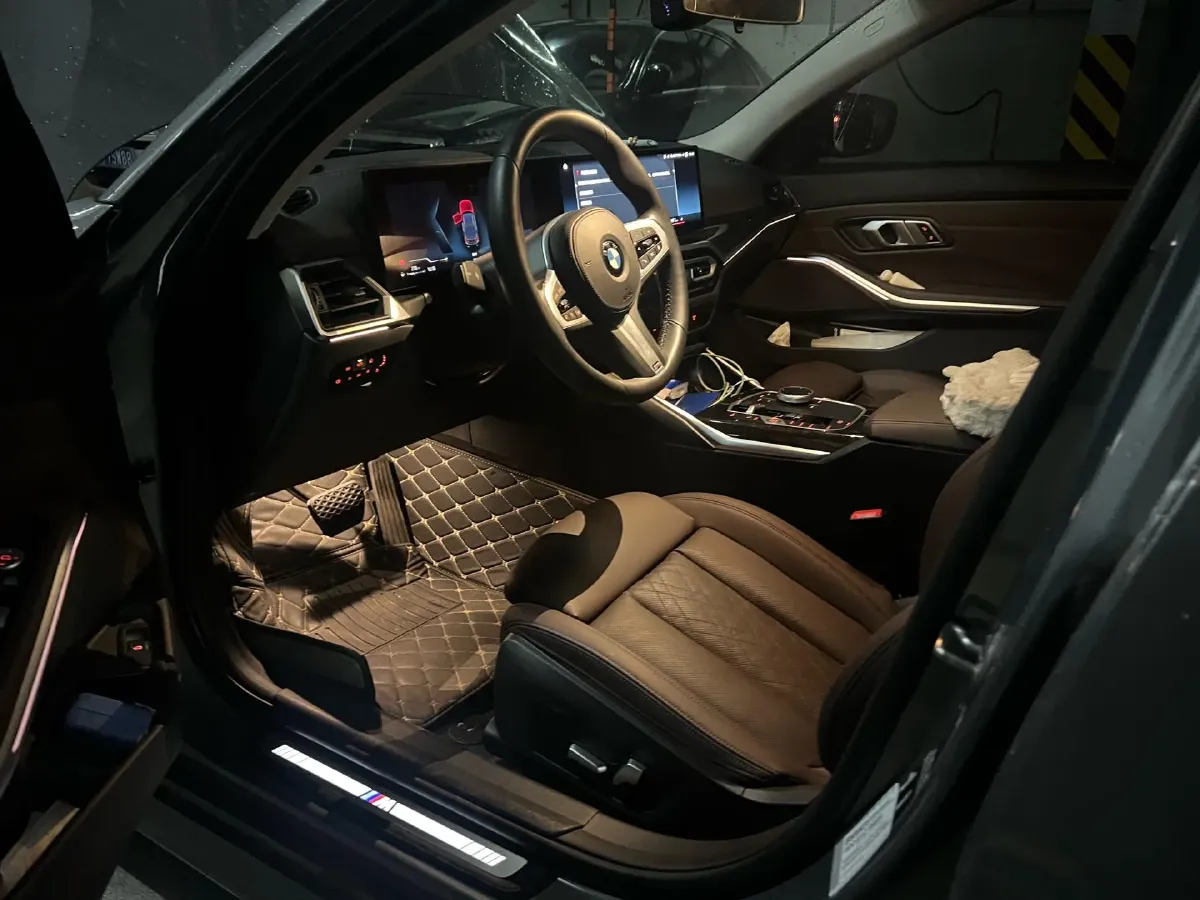 2023 BMW 3 Series 2.0T 184HP L4 8AT,autocango,china used car exporter,china ev exporter,chinese used car exporter,chinese used ev exporter