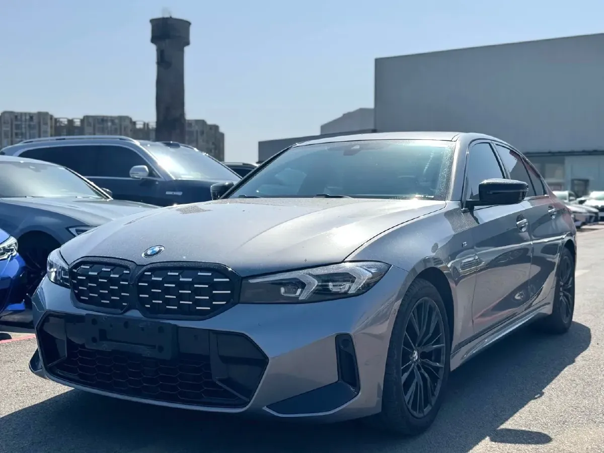 2023 BMW 3 Series 2.0T 184HP L4 8AT,autocango,china used car exporter,china ev exporter,chinese used car exporter,chinese used ev exporter