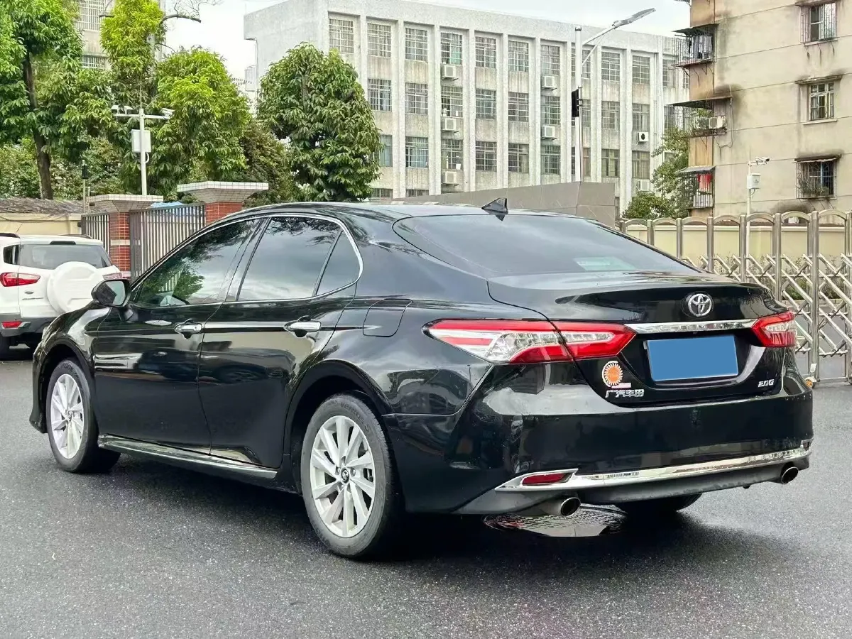 2023 Toyota Camry 2.0L 177HP L4 CVT,autocango,china used car exporter,china ev exporter,chinese used car exporter,chinese used ev exporter