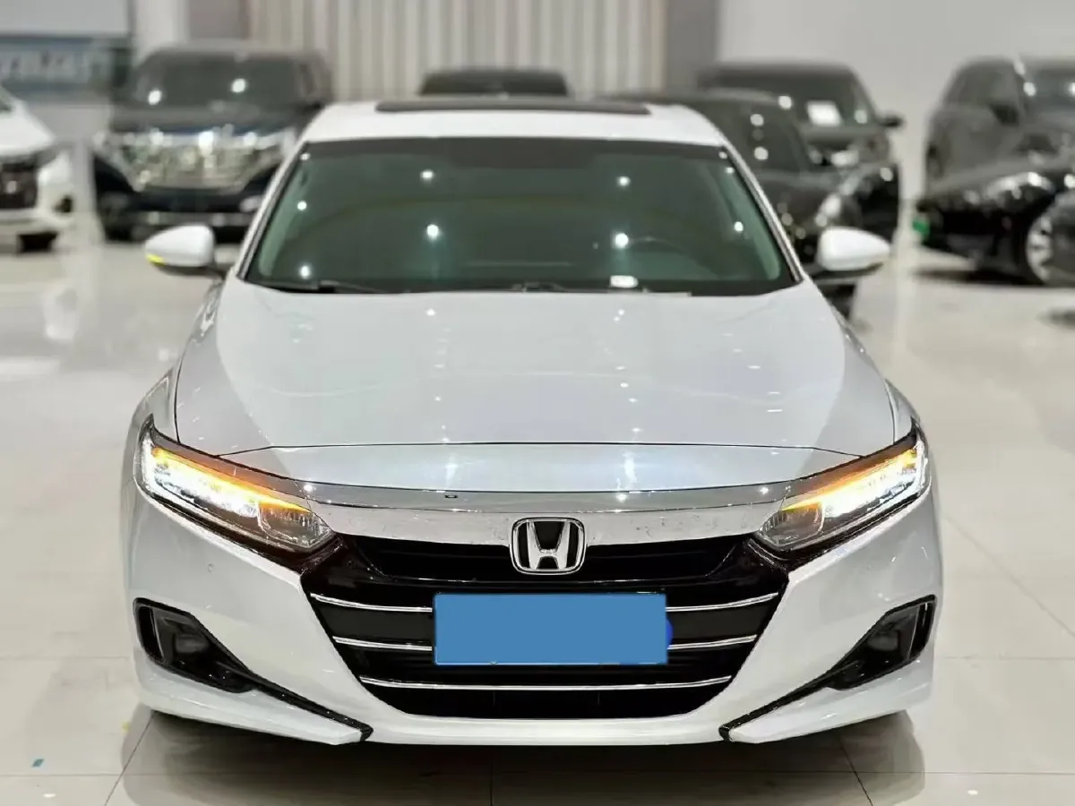 2022 Honda Accord 1.5T 194HP L4 CVT,autocango,china used car exporter,china ev exporter,chinese used car exporter,chinese used ev exporter