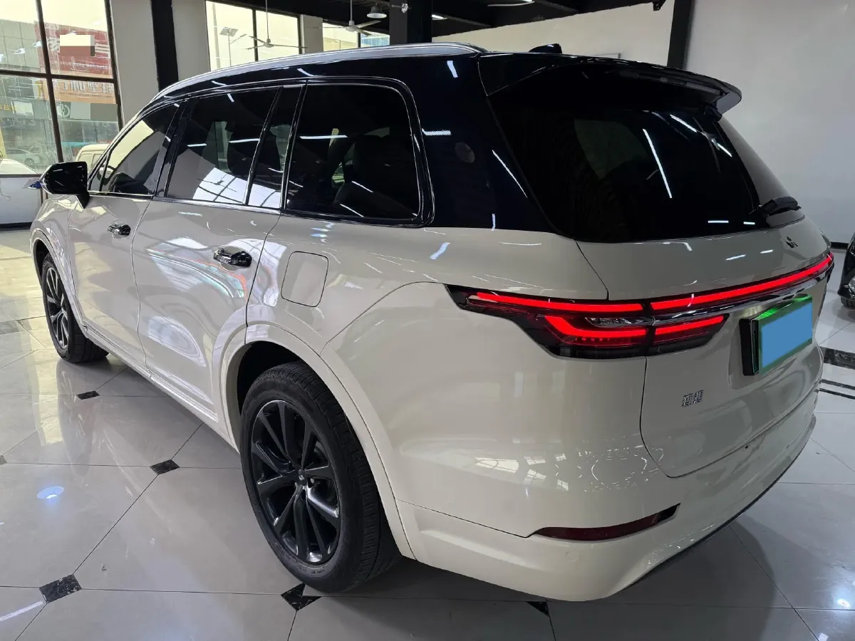 2020 Li ONE Range Extended 131HP REEV 40.5KWH,autocango,china used car exporter,china ev exporter,chinese used car exporter,chinese used ev exporter