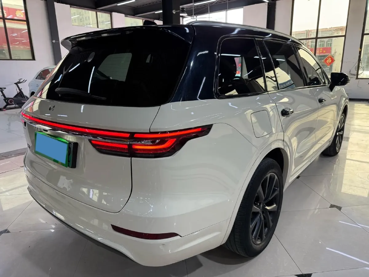 2020 Li ONE Range Extended 131HP REEV 40.5KWH,autocango,china used car exporter,china ev exporter,chinese used car exporter,chinese used ev exporter