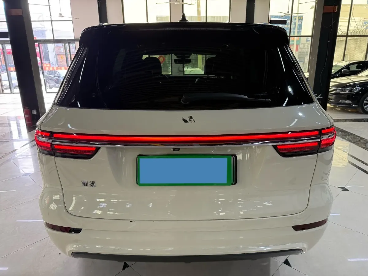 2020 Li ONE Range Extended 131HP REEV 40.5KWH,autocango,china used car exporter,china ev exporter,chinese used car exporter,chinese used ev exporter