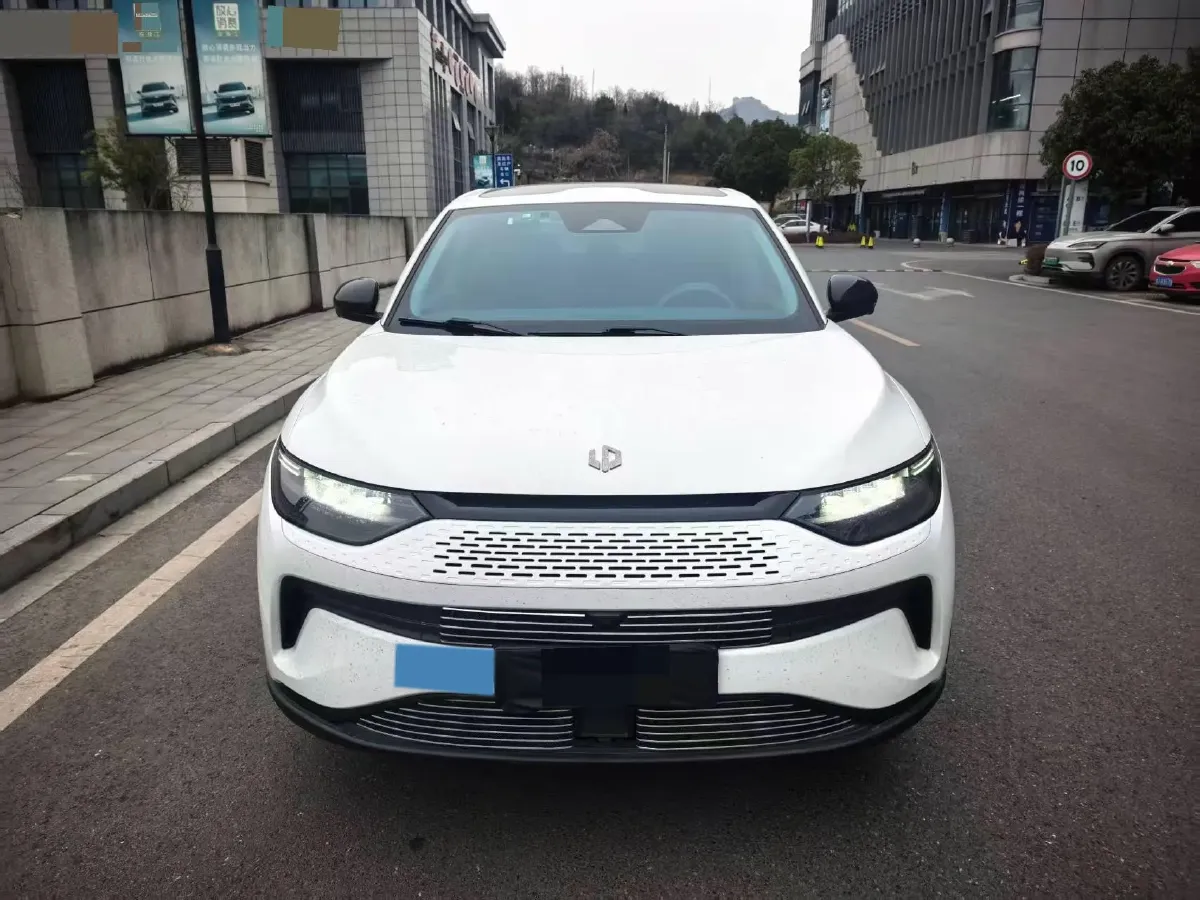 2023 Leapmotor C11 1.2T 131HP L3 REEV 43.74KWH,autocango,china used car exporter,china ev exporter,chinese used car exporter,chinese used ev exporter