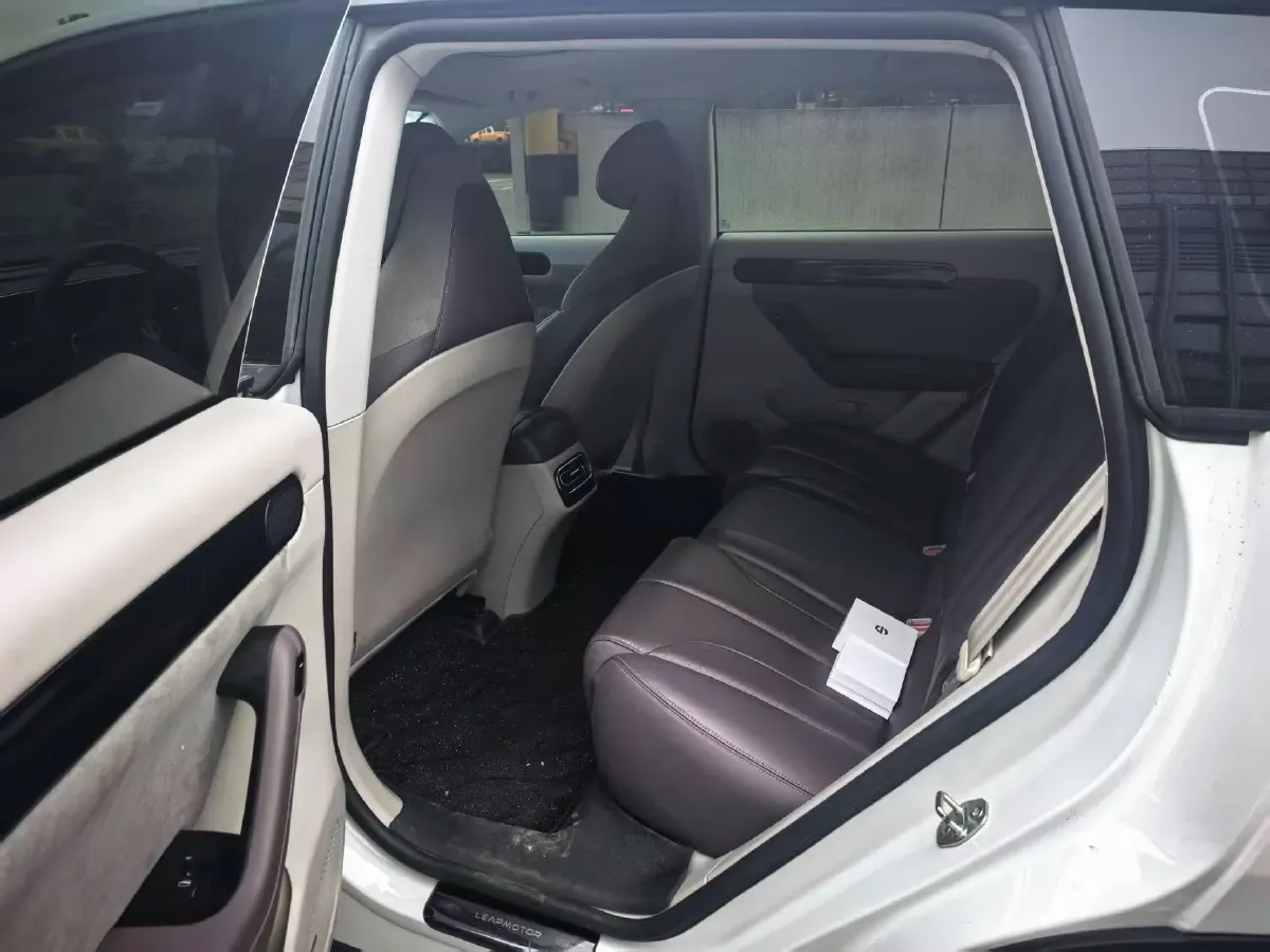 2023 Leapmotor C11 1.2T 131HP L3 REEV 43.74KWH,autocango,china used car exporter,china ev exporter,chinese used car exporter,chinese used ev exporter