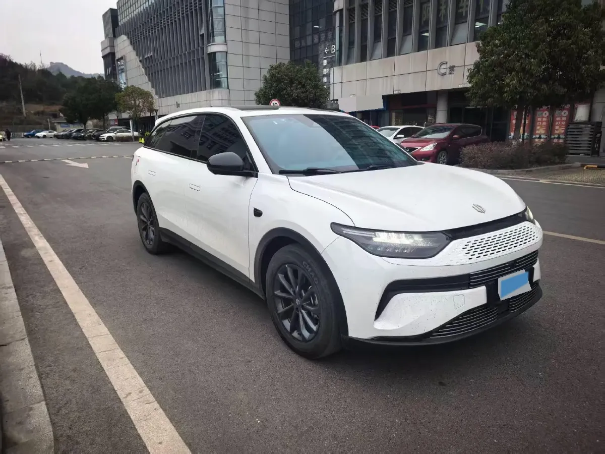 2023 Leapmotor C11 1.2T 131HP L3 REEV 43.74KWH,autocango,china used car exporter,china ev exporter,chinese used car exporter,chinese used ev exporter