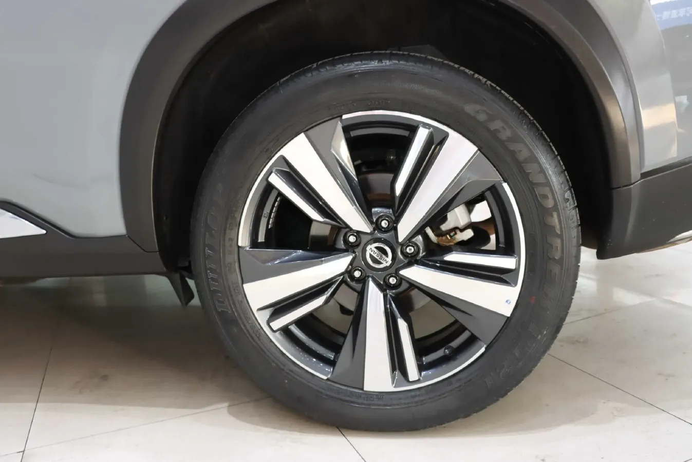 2021 Nissan X-Trail 1.5T 204HP L3 CVT,autocango,china used car exporter,china ev exporter,chinese used car exporter,chinese used ev exporter