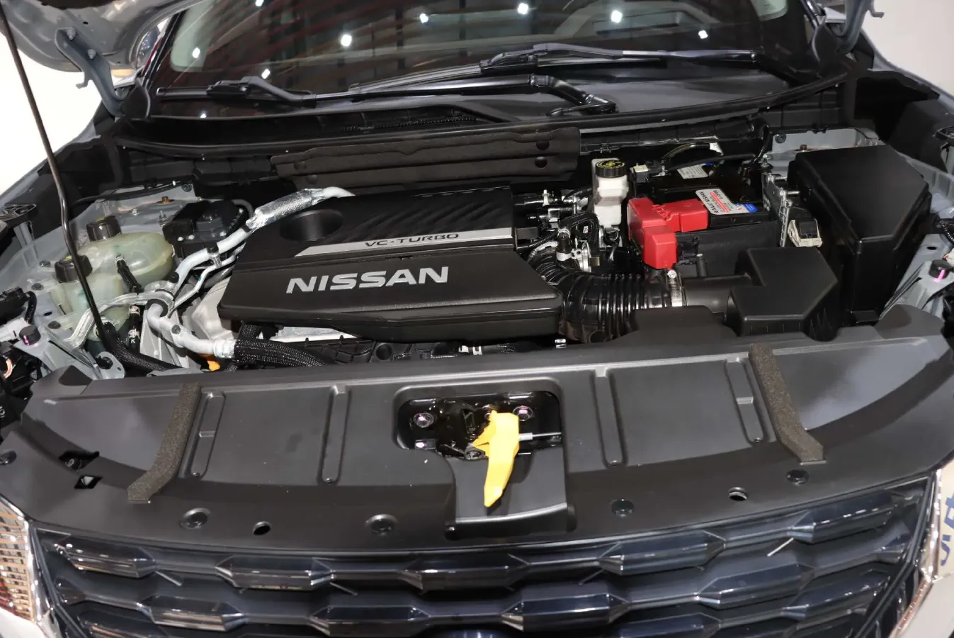 2021 Nissan X-Trail 1.5T 204HP L3 CVT,autocango,china used car exporter,china ev exporter,chinese used car exporter,chinese used ev exporter