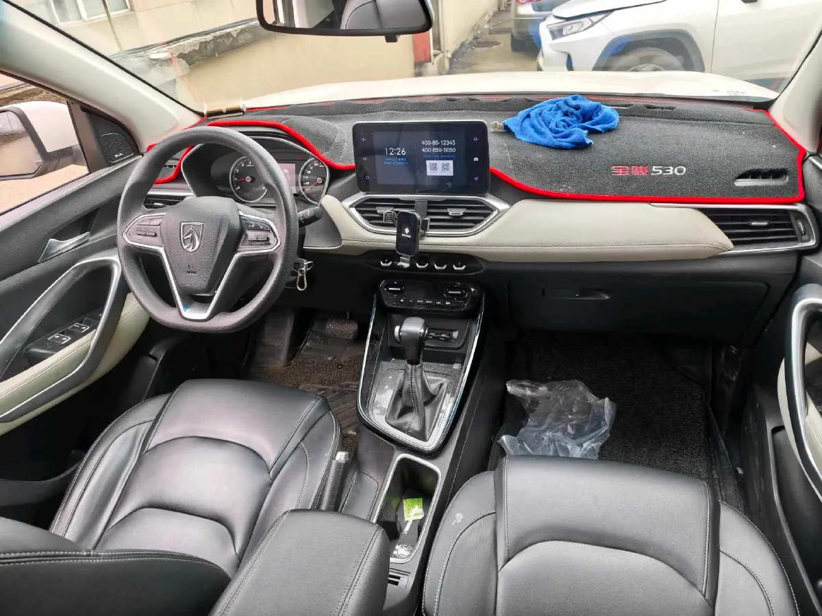 2018 BaoJun 530 1.5T 150HP L4 6DCT,autocango,china used car exporter,china ev exporter,chinese used car exporter,chinese used ev exporter