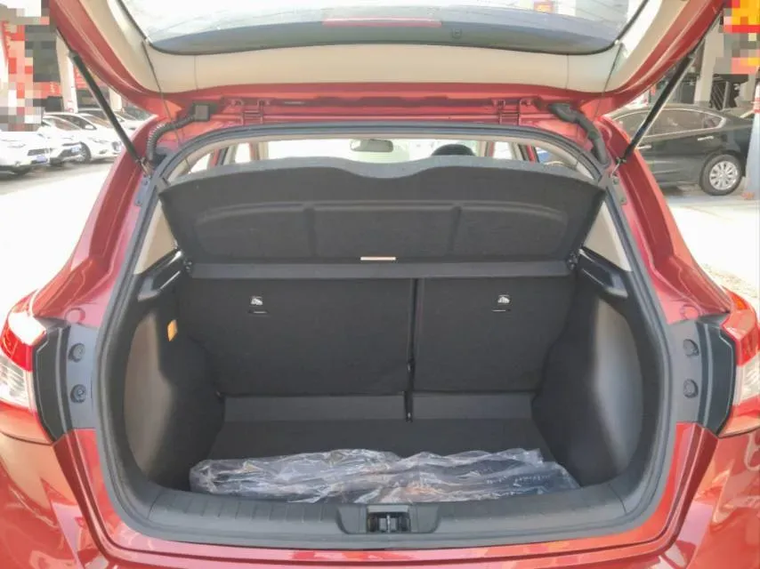 2021 Nissan Tiida 1.6L 122HP L4 CVT,autocango,china used car exporter,china ev exporter,chinese used car exporter,chinese used ev exporter