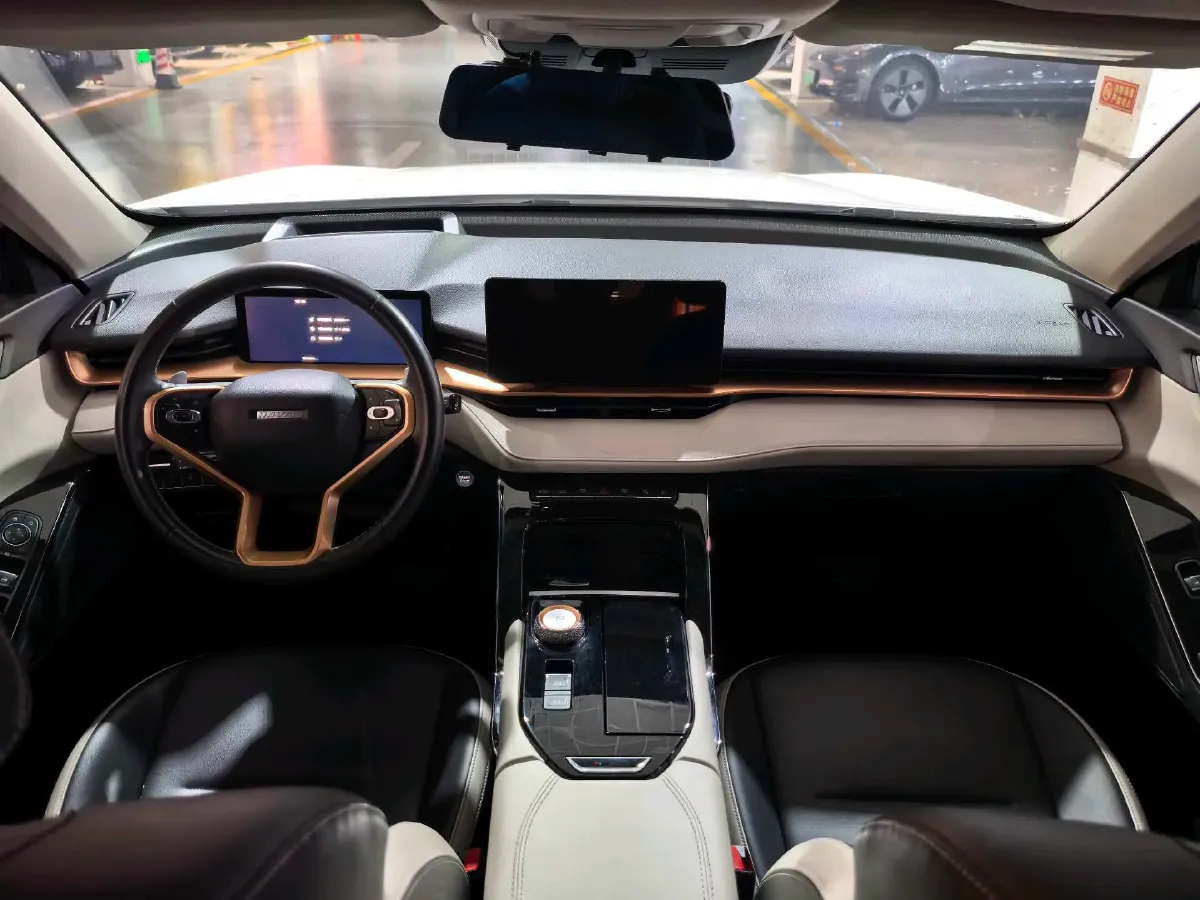 2022 Haval H6 1.5T 184HP L4 7DCT,autocango,china used car exporter,china ev exporter,chinese used car exporter,chinese used ev exporter