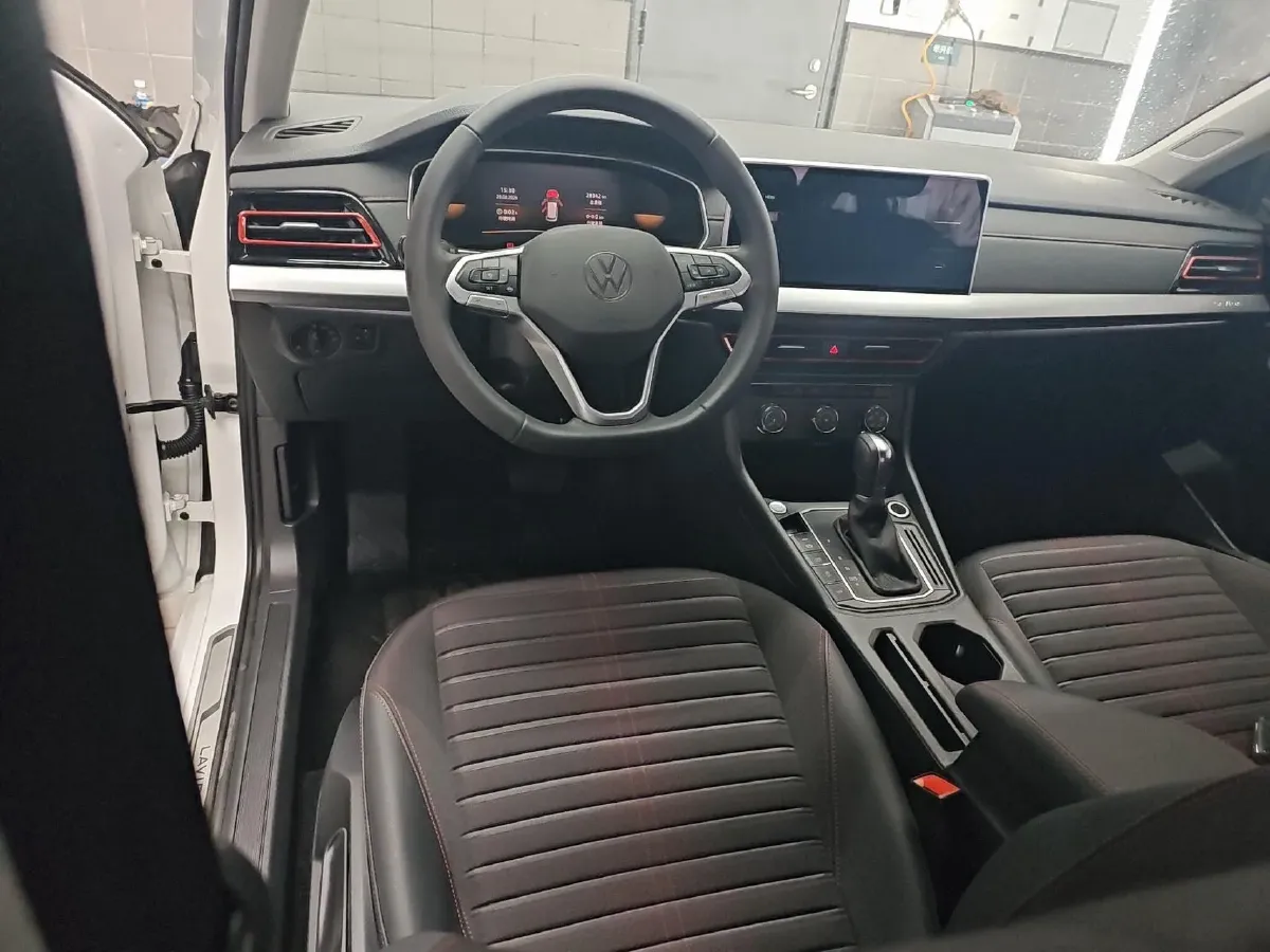 2023 Volkswagen Lavida 1.5T 160HP L4 7DCT,autocango,china used car exporter,china ev exporter,chinese used car exporter,chinese used ev exporter