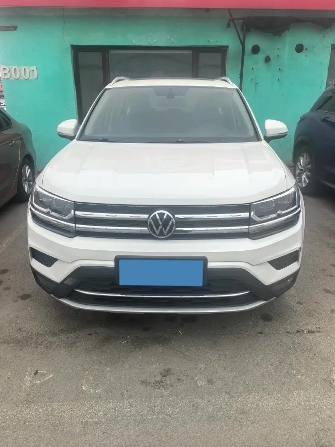 2019 Jeep Compass 1.3T 173HP L4 9AT,autocango,china used car exporter,china ev exporter,chinese used car exporter,chinese used ev exporter