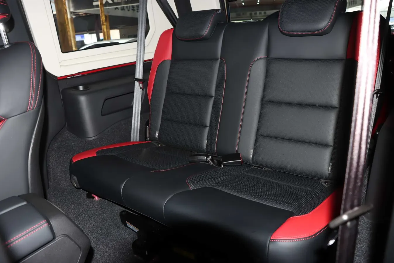 2020 Beijing BJ40 2.0T 224HP L4 8AT,autocango,china used car exporter,china ev exporter,chinese used car exporter,chinese used ev exporter