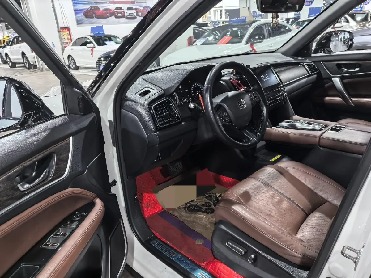 2020 Honda UR-V 2.0T 272HP L4 9AT,autocango,china used car exporter,china ev exporter,chinese used car exporter,chinese used ev exporter