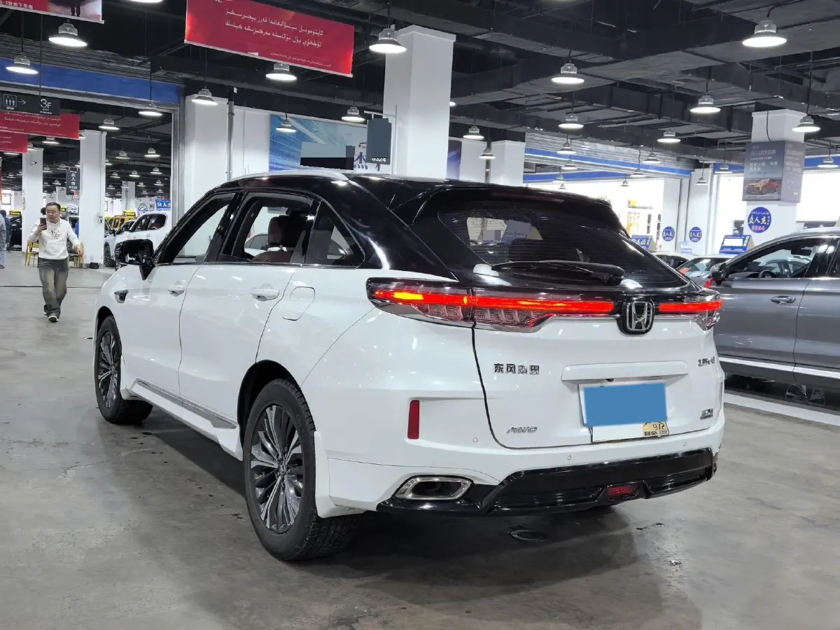 2020 Honda UR-V 2.0T 272HP L4 9AT,autocango,china used car exporter,china ev exporter,chinese used car exporter,chinese used ev exporter