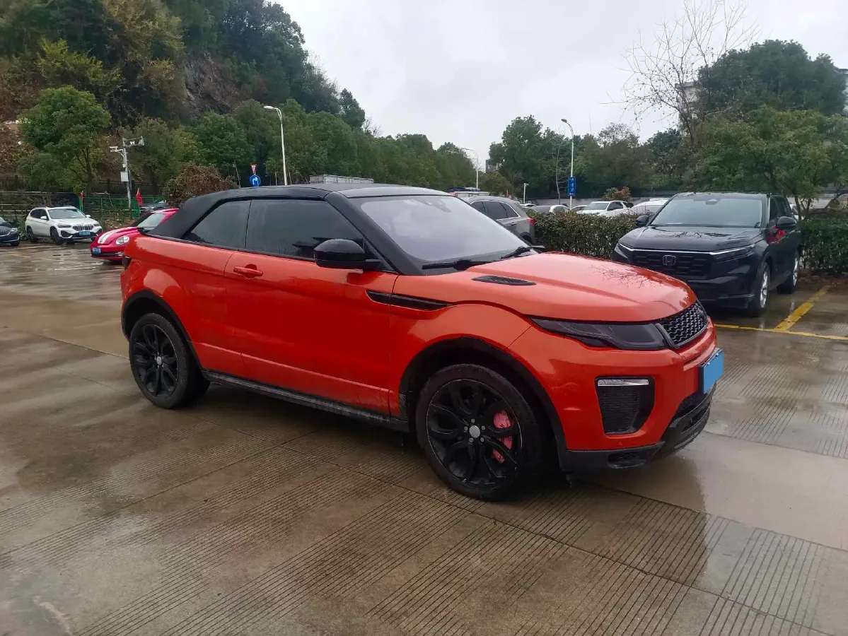 2018 Land Rover Discovery 2.0T 300HP L4 8AT,autocango,china used car exporter,china ev exporter,chinese used car exporter,chinese used ev exporter