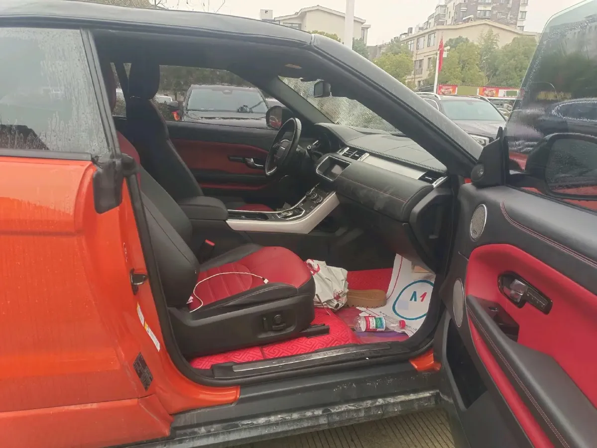 2018 Land Rover Discovery 2.0T 300HP L4 8AT,autocango,china used car exporter,china ev exporter,chinese used car exporter,chinese used ev exporter