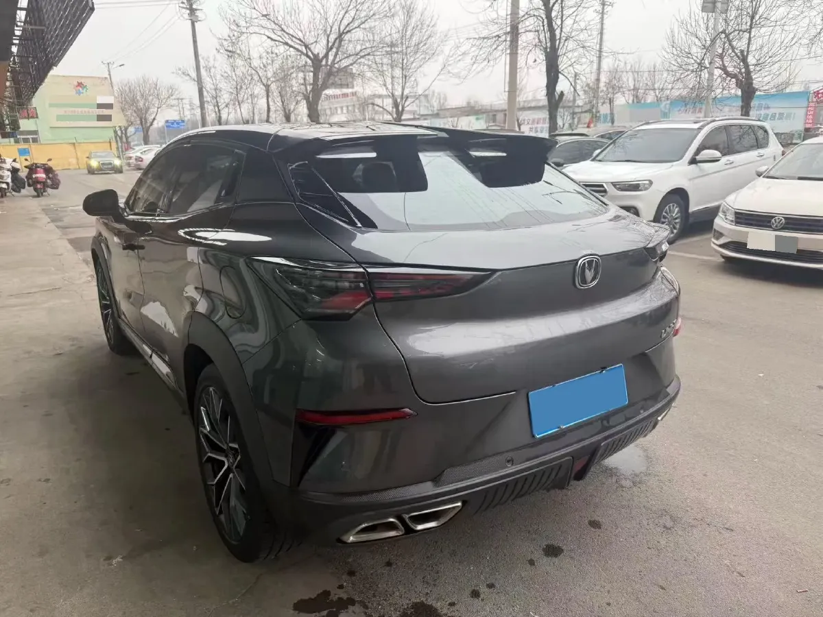 2021 ChangAn UNI-T 1.5T 180HP L4 7DCT,autocango,china used car exporter,china ev exporter,chinese used car exporter,chinese used ev exporter