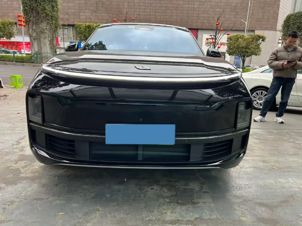 2023 Li L9 Range Extended 154HP REEV 42.6KWH,autocango,china used car exporter,china ev exporter,chinese used car exporter,chinese used ev exporter