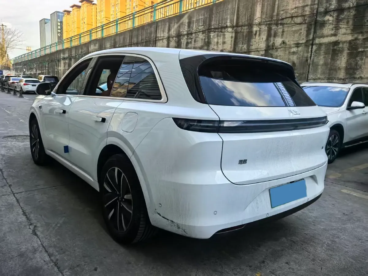 2025 Li L6 Range Extended 154HP L4 REEV,autocango,china used car exporter,china ev exporter,chinese used car exporter,chinese used ev exporter