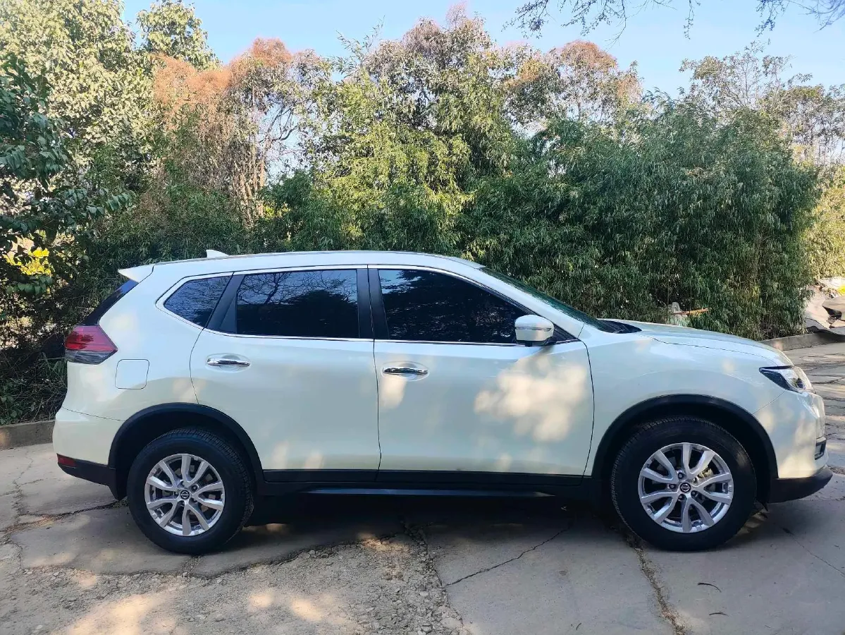 2020 Nissan X-Trail 2.0L 154HP L4 CVT,autocango,china used car exporter,china ev exporter,chinese used car exporter,chinese used ev exporter