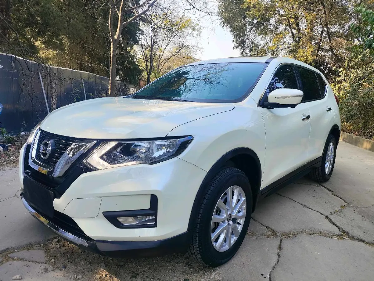 2020 Nissan X-Trail 2.0L 154HP L4 CVT,autocango,china used car exporter,china ev exporter,chinese used car exporter,chinese used ev exporter