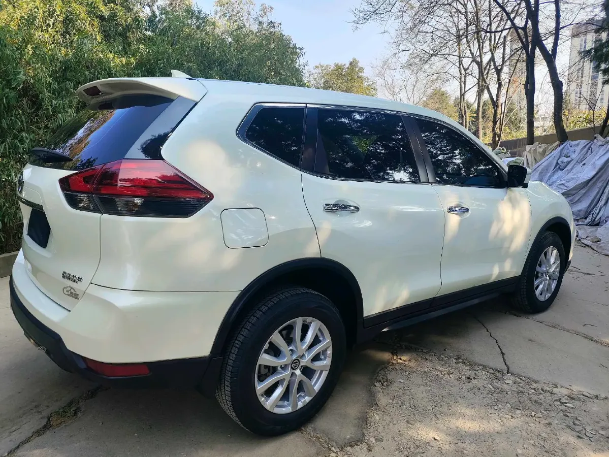 2020 Nissan X-Trail 2.0L 154HP L4 CVT,autocango,china used car exporter,china ev exporter,chinese used car exporter,chinese used ev exporter