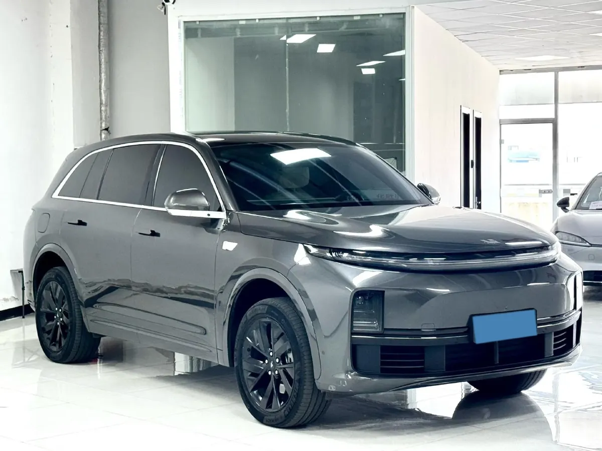 2023 Li L7 Range Extended 154HP REEV 40.9KWH,autocango,china used car exporter,china ev exporter,chinese used car exporter,chinese used ev exporter