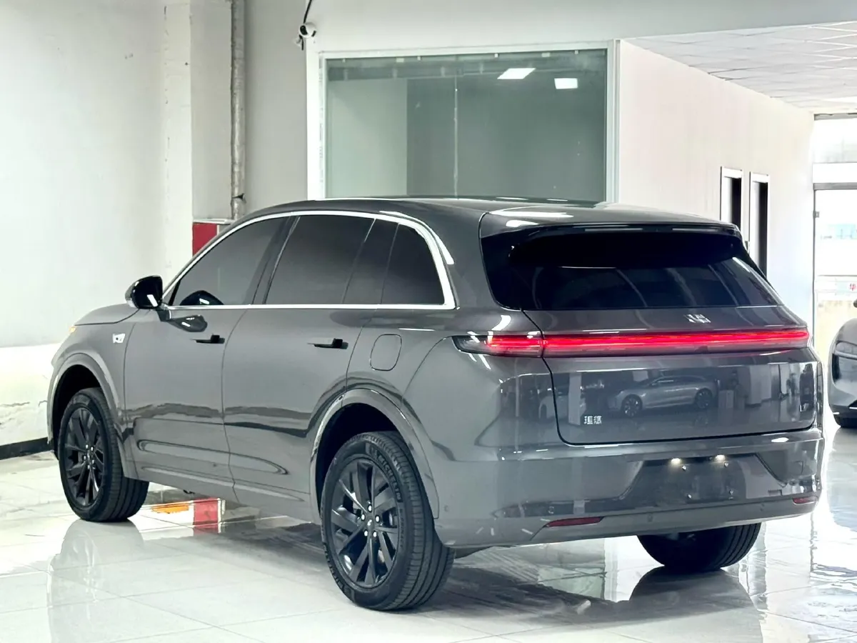 2023 Li L7 Range Extended 154HP REEV 40.9KWH,autocango,china used car exporter,china ev exporter,chinese used car exporter,chinese used ev exporter