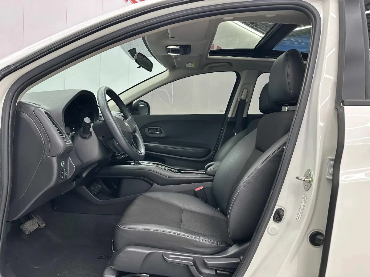 2020 Honda Vezel 1.5L 131HP L4 CVT,autocango,china used car exporter,china ev exporter,chinese used car exporter,chinese used ev exporter