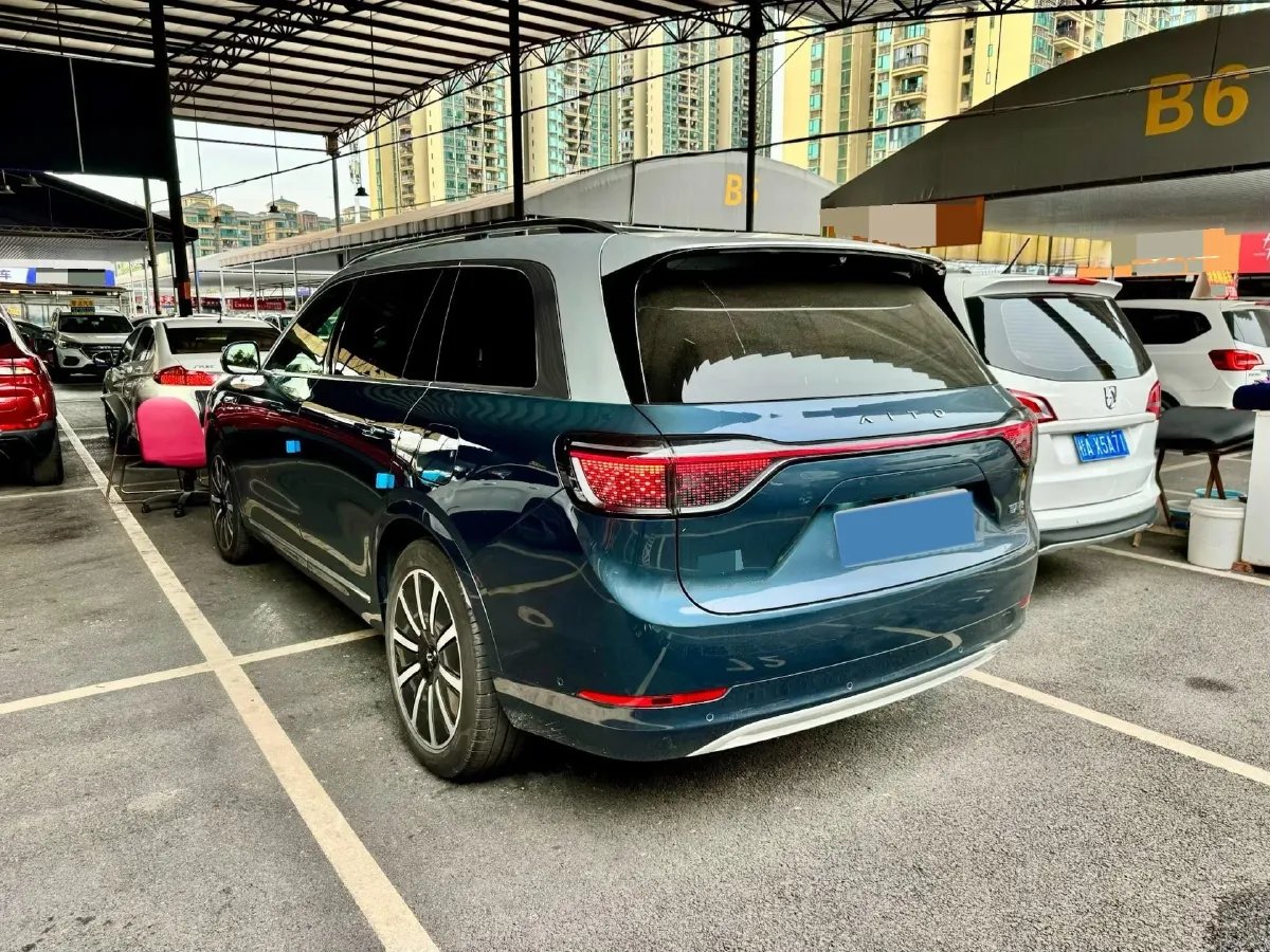 2024 AITO AITO M9 1.5T 152HP L4 REEV 42KWH,autocango,china used car exporter,china ev exporter,chinese used car exporter,chinese used ev exporter
