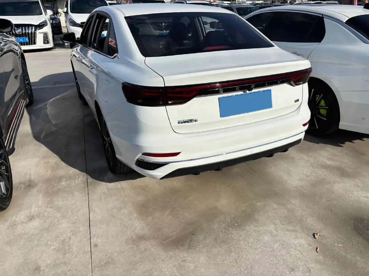 2022 Geely Emgrand 1.5L 114HP L4 CVT,autocango,china used car exporter,china ev exporter,chinese used car exporter,chinese used ev exporter