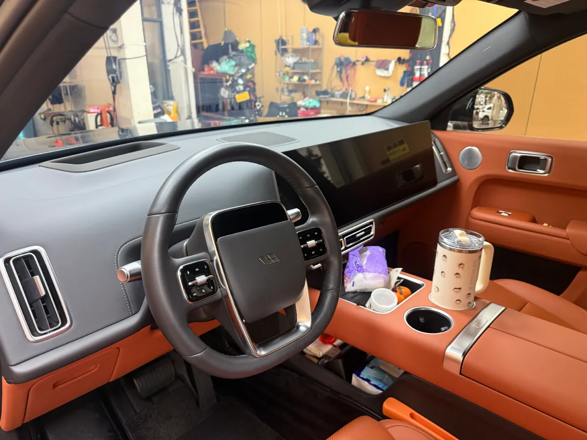 2024 Li L8 Range Extended 154HP REEV 42.8KWH,autocango,china used car exporter,china ev exporter,chinese used car exporter,chinese used ev exporter