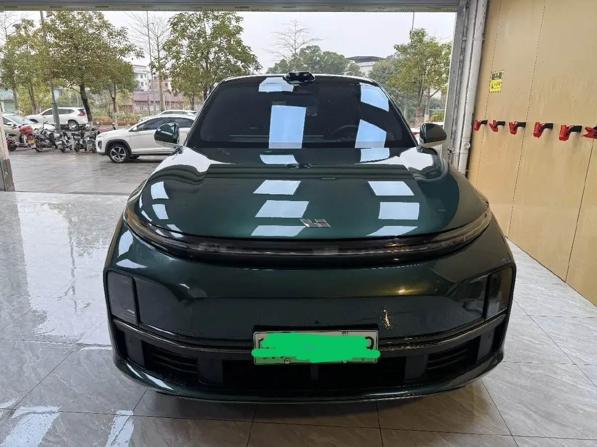 2024 Li L8 Range Extended 154HP REEV 42.8KWH,autocango,china used car exporter,china ev exporter,chinese used car exporter,chinese used ev exporter