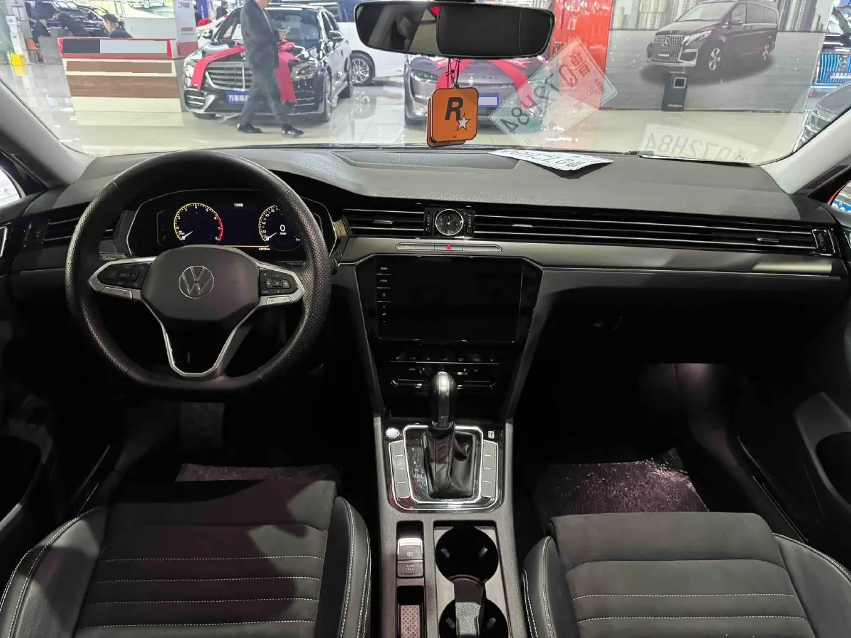 2020 Volkswagen Magotan 2.0T 186HP L4 7DCT,autocango,china used car exporter,china ev exporter,chinese used car exporter,chinese used ev exporter