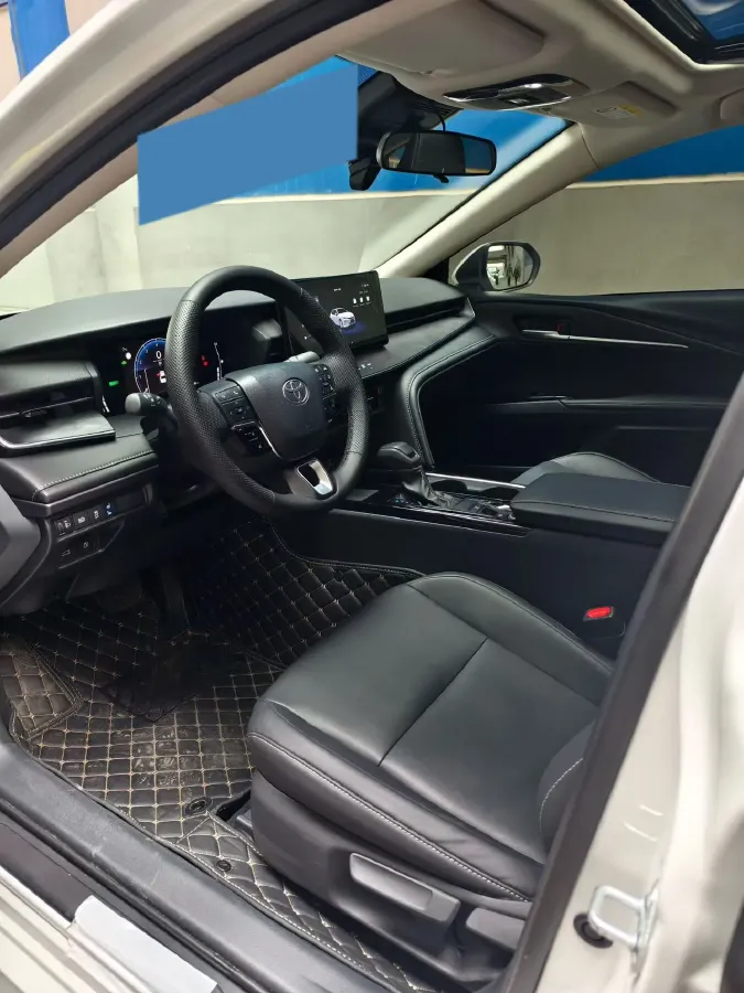 2024 Toyota Camry 2.0L 152HP L4 E-CVT Hybrid,autocango,china used car exporter,china ev exporter,chinese used car exporter,chinese used ev exporter