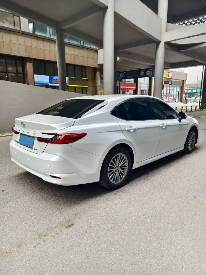 2024 Toyota Camry 2.0L 152HP L4 E-CVT Hybrid,autocango,china used car exporter,china ev exporter,chinese used car exporter,chinese used ev exporter