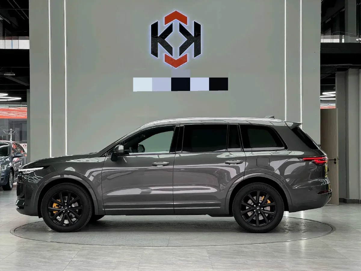 2021 Li ONE Range Extended 131HP REEV 40.5KWH,autocango,china used car exporter,china ev exporter,chinese used car exporter,chinese used ev exporter