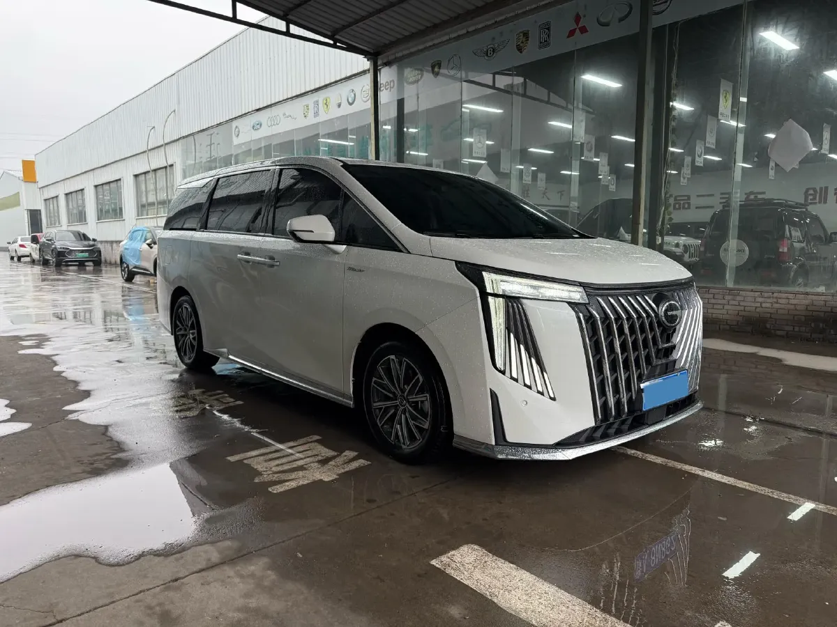 2023 GAC Trumpchi M8 2.0T 252HP L4 8AT,autocango,china used car exporter,china ev exporter,chinese used car exporter,chinese used ev exporter