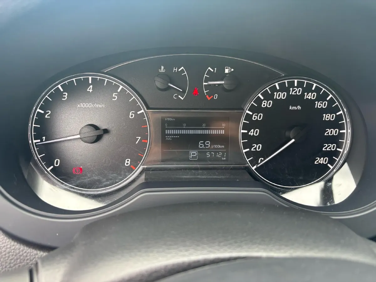 2021 Nissan Tiida 1.6L 122HP L4 CVT,autocango,china used car exporter,china ev exporter,chinese used car exporter,chinese used ev exporter