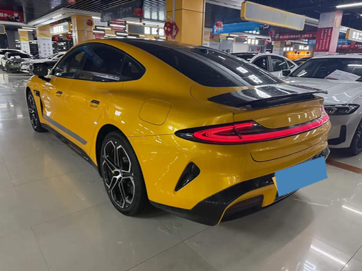 2024 MI SU7 BEV 94.3KWH,autocango,china used car exporter,china ev exporter,chinese used car exporter,chinese used ev exporter