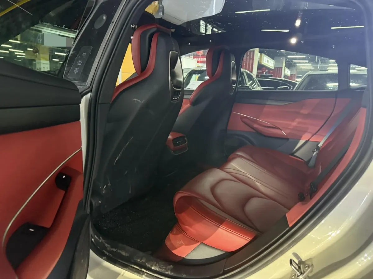 2024 MI SU7 BEV 94.3KWH,autocango,china used car exporter,china ev exporter,chinese used car exporter,chinese used ev exporter