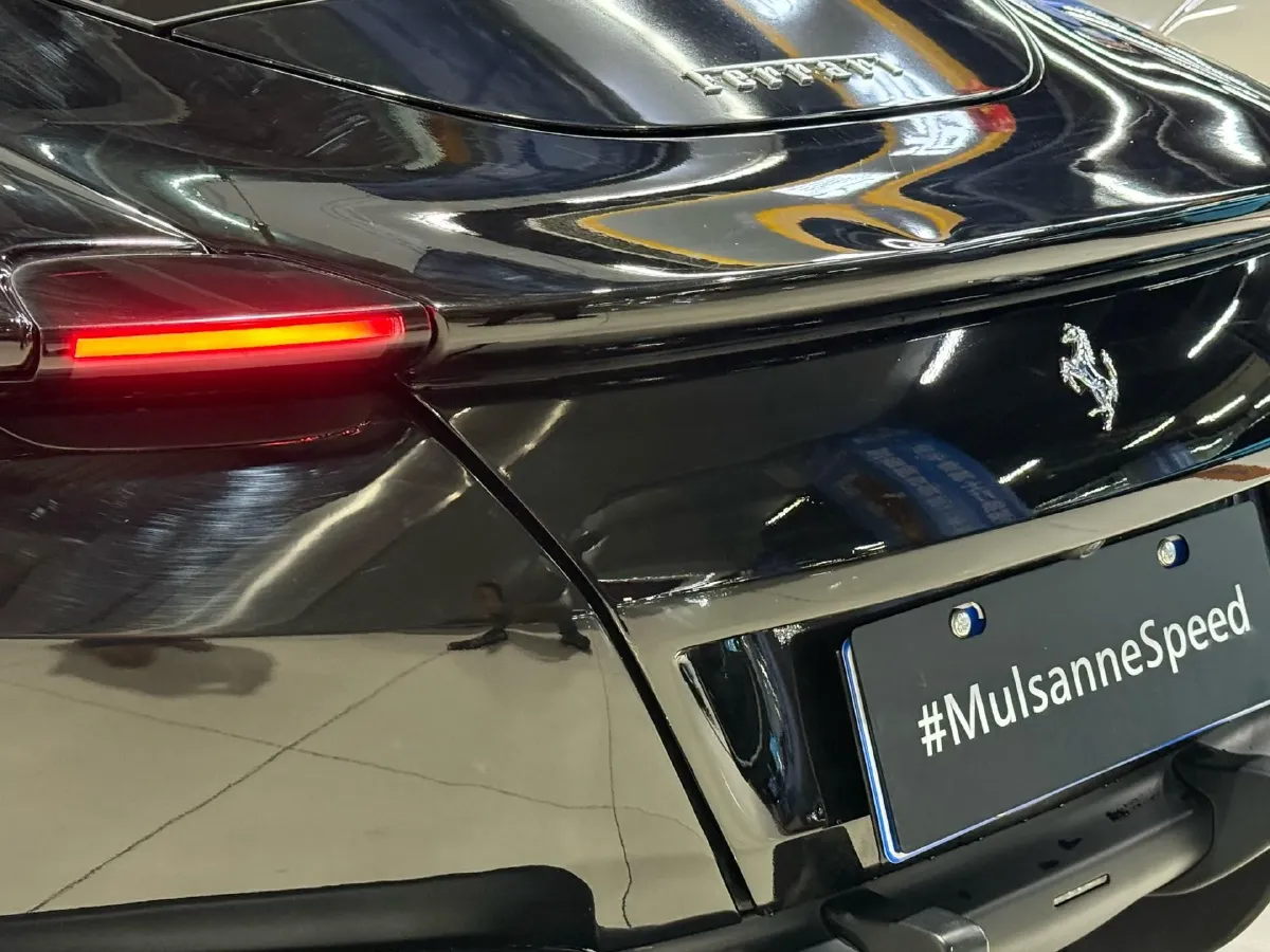 2020 Ferrari Roma 3.9T 620HP V8 8DCT,autocango,china used car exporter,china ev exporter,chinese used car exporter,chinese used ev exporter